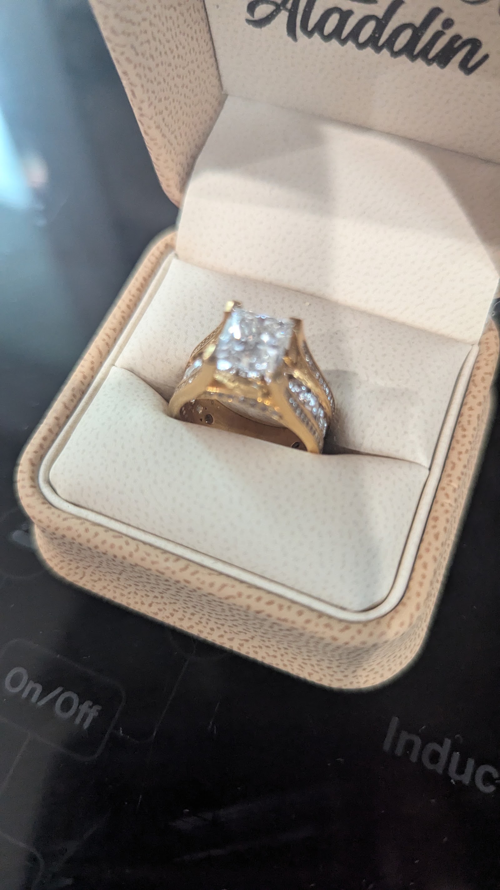 Aladdin Jewelry in Hamtramck