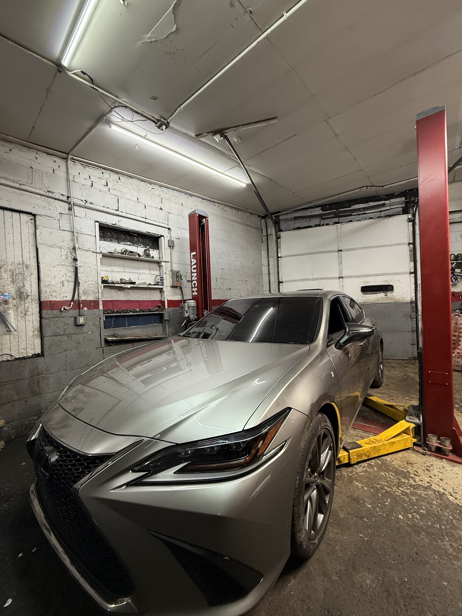 Caniff Auto & Oil Change in Hamtramck