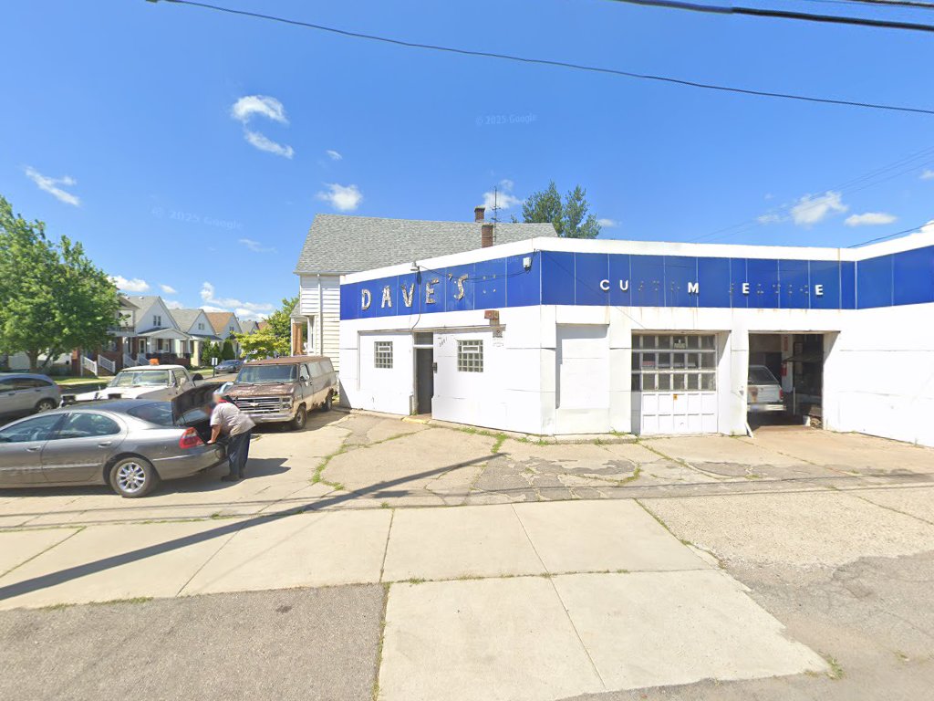 Dave's Discount Auto Repair in Hamtramck