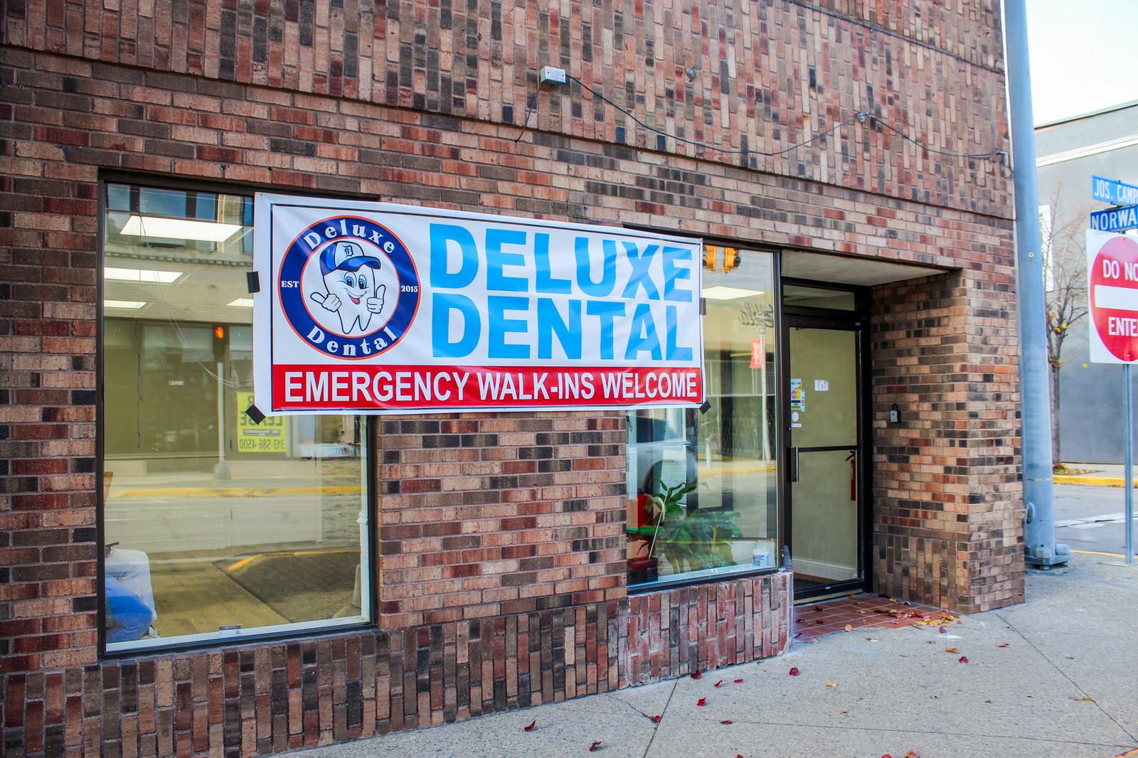 Deluxe Dental Hamtramck — photo