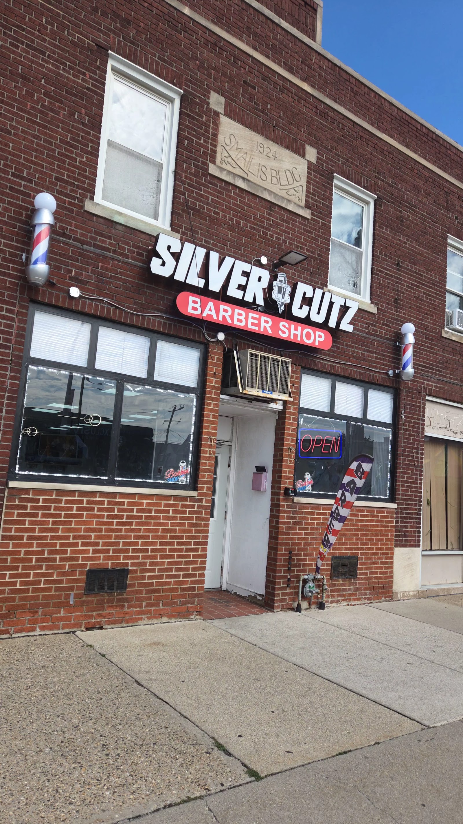 SilverCutz313 Barbershop in Hamtramck