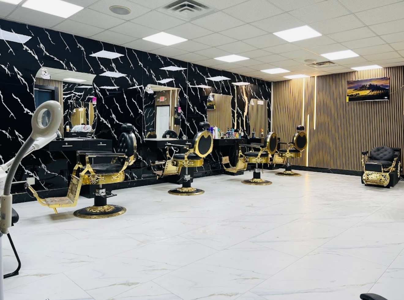 The king barber A A in Hamtramck