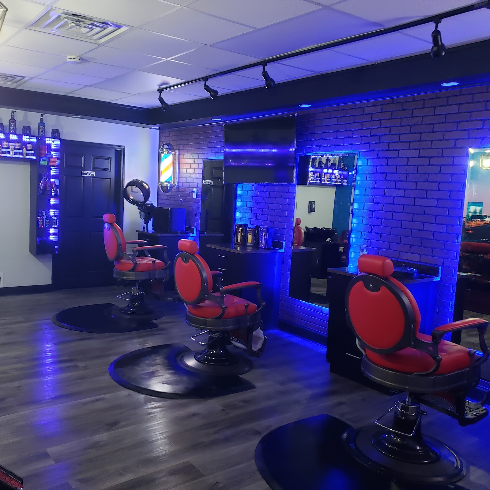 VIP CUTZ BARBERSHOP in Hamtramck